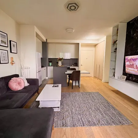 Bw Luna - Inspired! * Belgrád